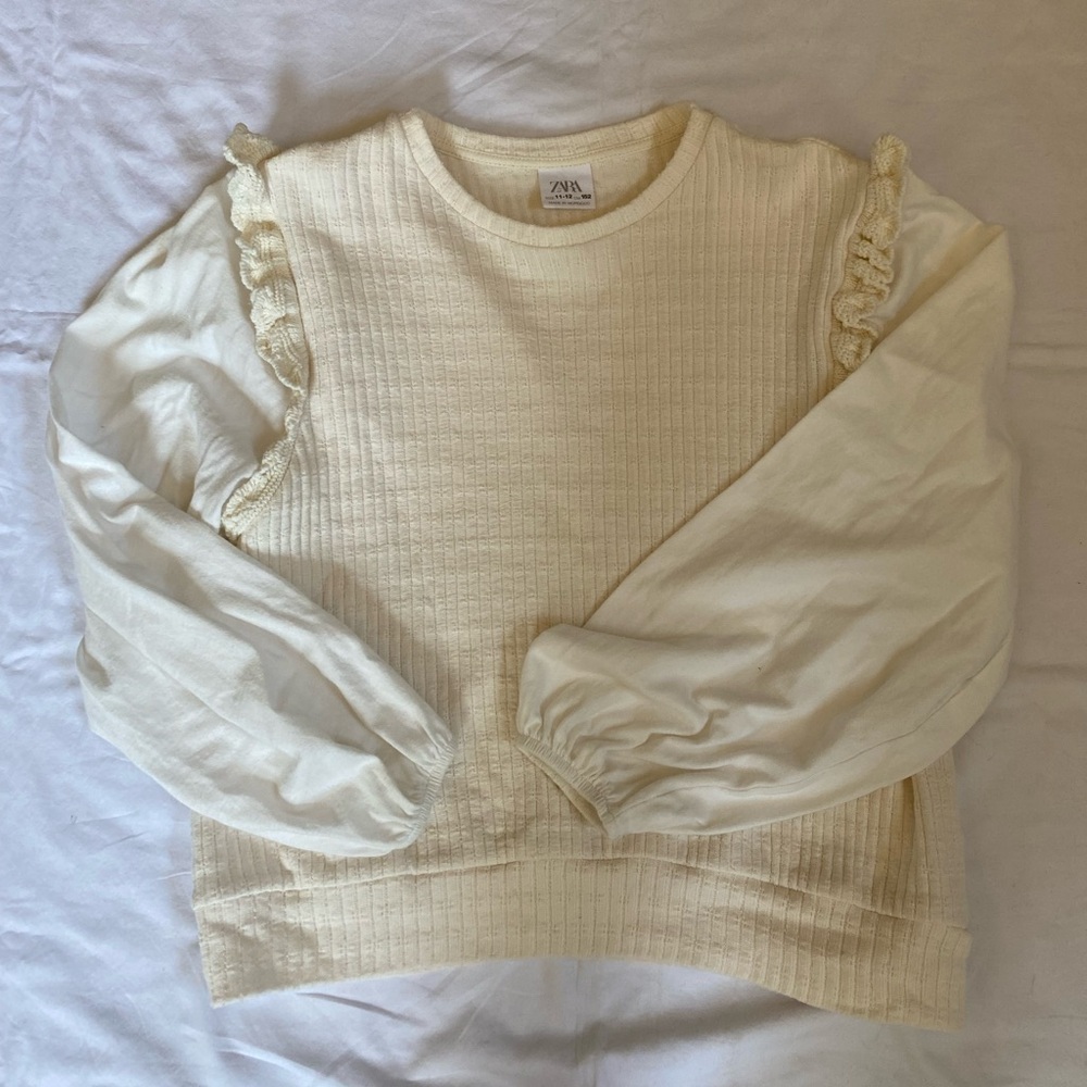 Adorable Zara Girls 11/12 White Ruffle Shoulder Mixed Material Bohemian Shirt - Picture 6 of 7
